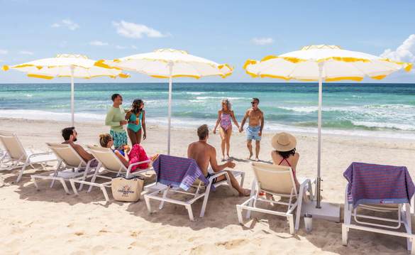 Carnival Cruise Line Celebration Key Lifestyle 3 ©Amanda Julca.jpg